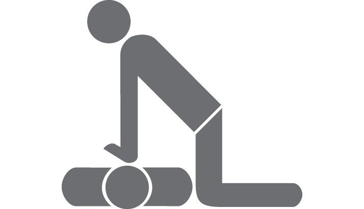 Icon depicting a person performing CPR on another person