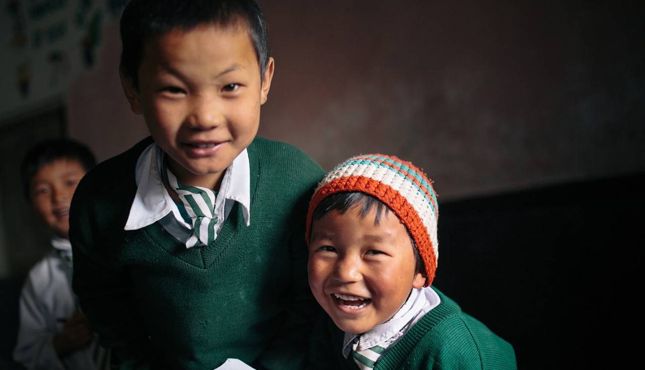 November 2014 Nepal, Finnish Red Cross RACE (Resilient Community through Comprehensive School Safety 
Initiatives)  program targets schools in eastern Nepal. Pupils learn how to take shelter from earthquake, how to mitigate the effects of landslides and how to give first aid. Bhanu school, Danda Bazar, Dhankuta. Finnish Red Cross. Photo: Jarkko Mikkonen