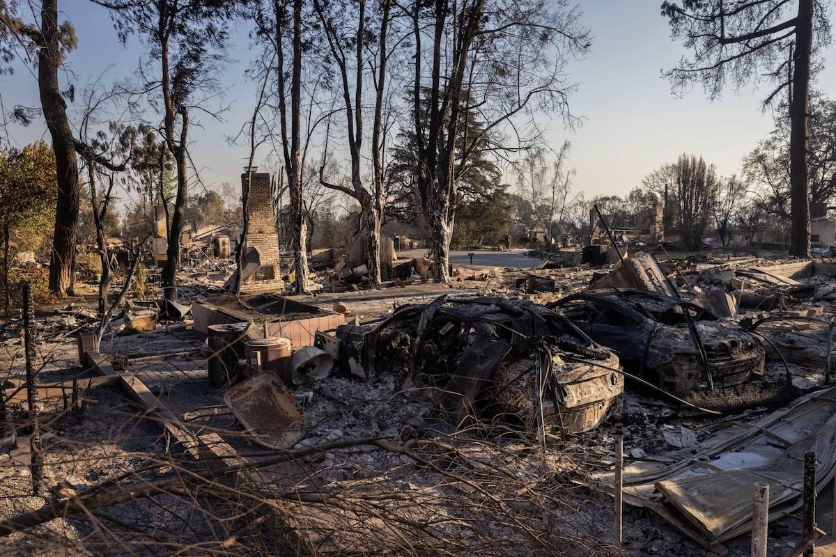 January 11, 2025. Altadena, Los Angeles, California.
The wildfires that roared through Los Angeles County destroyed everything in their path. Hundreds of American Red Cross volunteers from across the country have arrived to provide shelter and hope, recovery relief to help those affected rebuild their lives.
Photo by Scott Dalton/American Red Cross