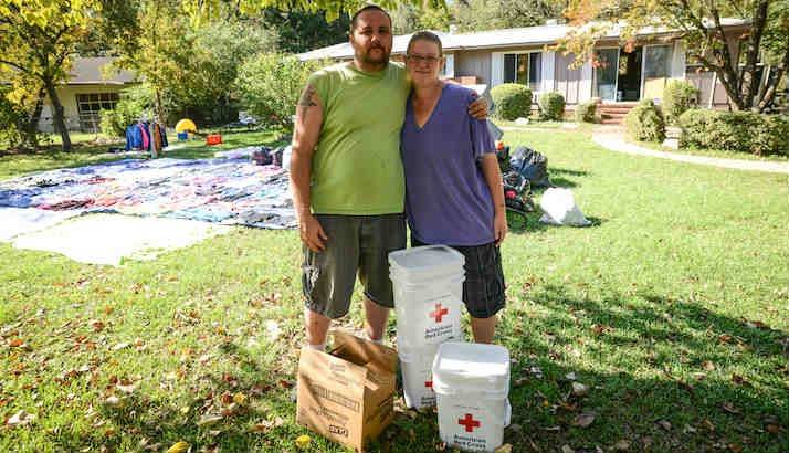Vincent and Jennifer Baker received hot meals for their family outside of their home.