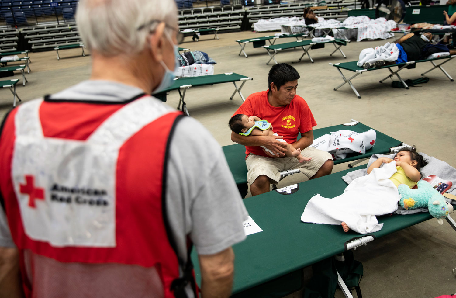 Be A Hero Become A Red Cross Volunteer Now