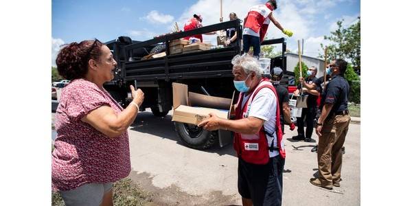 Red Cross volunteer helps families in Texas affected by Hurricane Hannah
