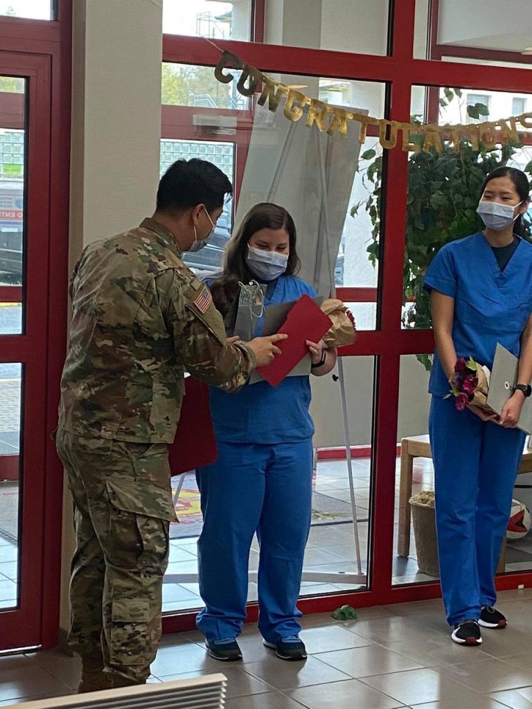 At øge Uafhængig sejr American Red Cross Helps Train Military Spouses as Dental Assistants for  Long-term Job Security