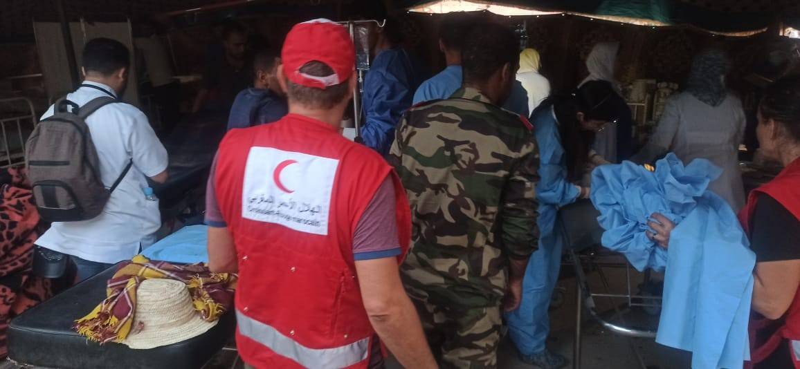 voluntarios de la Media Luna Roja responden tras el terremoto en Marruecos