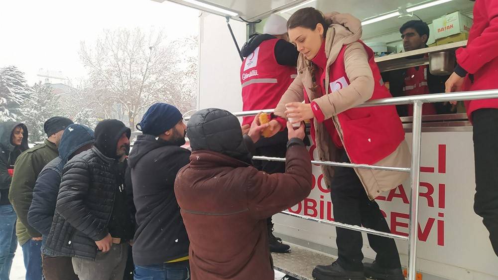 Turkish Red Crescent teams collect supplies for distribution 