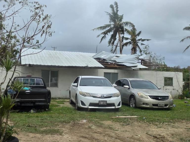 A building with roof damage