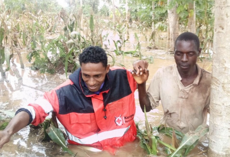 8 incredible photos to honor World Red Cross and Red Crescent Day