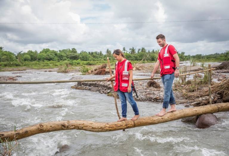 8 incredible photos to honor World Red Cross and Red Crescent Day