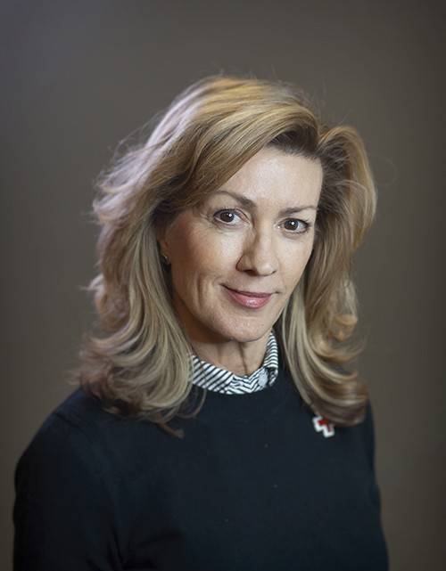 Julie Brown headshot