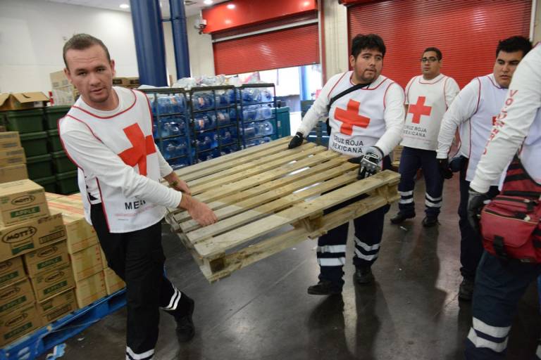 Mexican Red Cross Helps