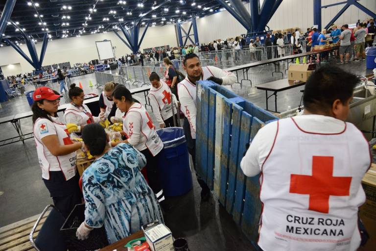 Mexican Red Cross Helps