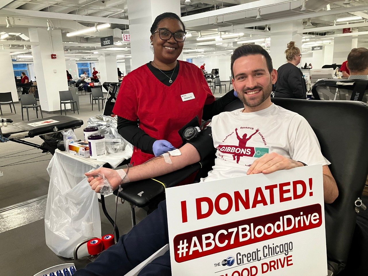 Chicago blood drive volunteers smash donation goal.