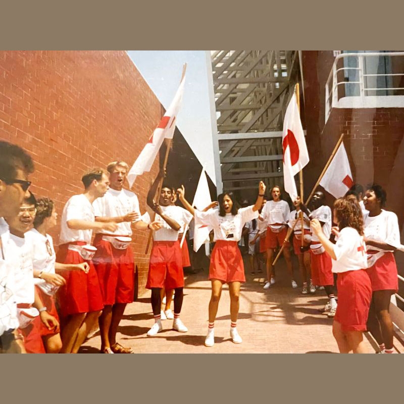 older photo of red cross youth volunteers.