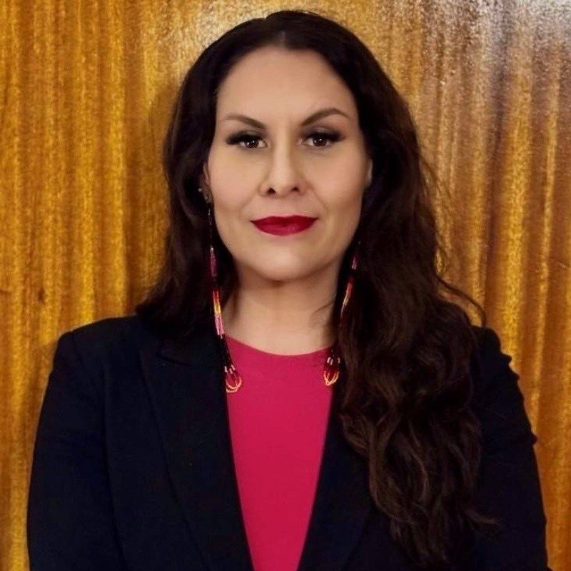 Headshot Jennifer Perez.