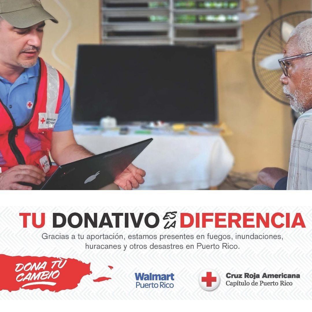 Voluntario que ayuda al hombre