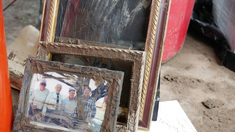 Red Cross assisted families affected by floods