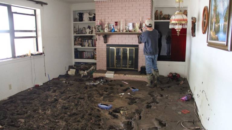 Red Cross assisted families affected by floods