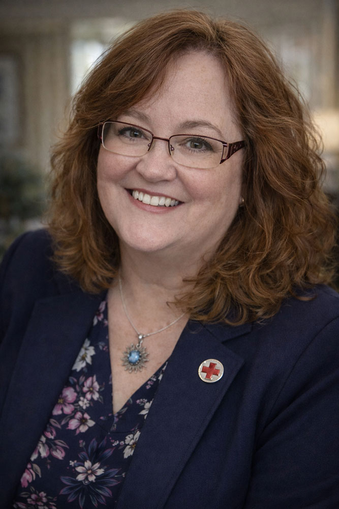 Tracy Austin headshot.