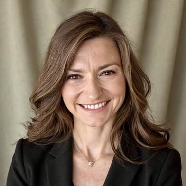 jessica debalski headshot