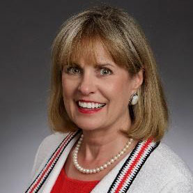 Barbara Vilutis headshot.