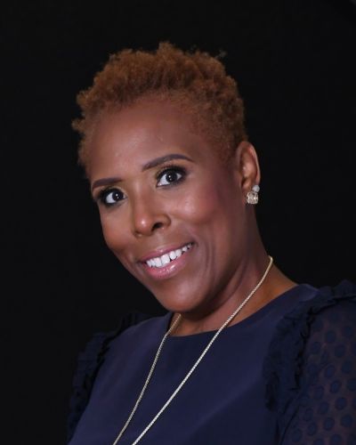 kelly hodges headshot