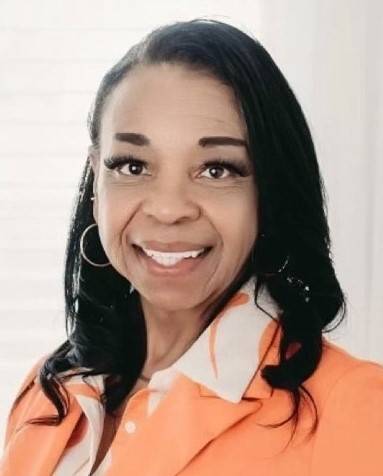 Shari Baber headshot.