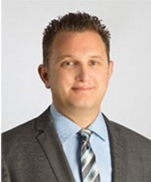 Devin Zornizer headshot