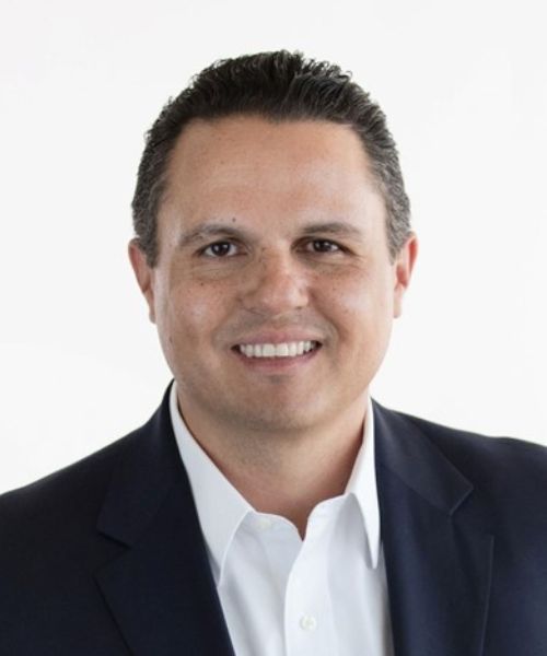 Francisco J. Leon l headshot