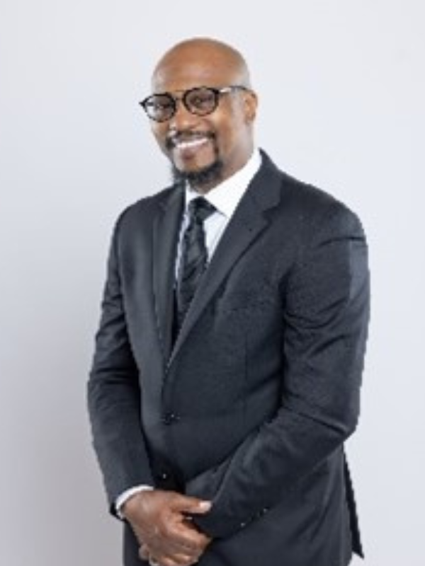 Eric Williams headshot