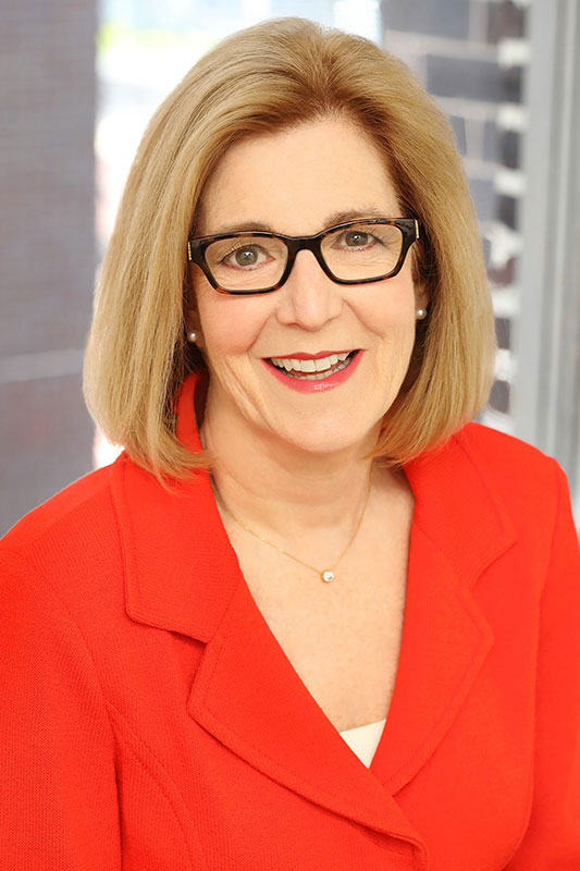 Maryalice DeCamp headshot
