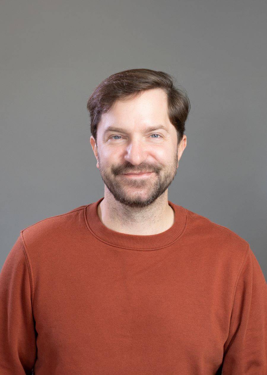 headshot of Kenny Lackey