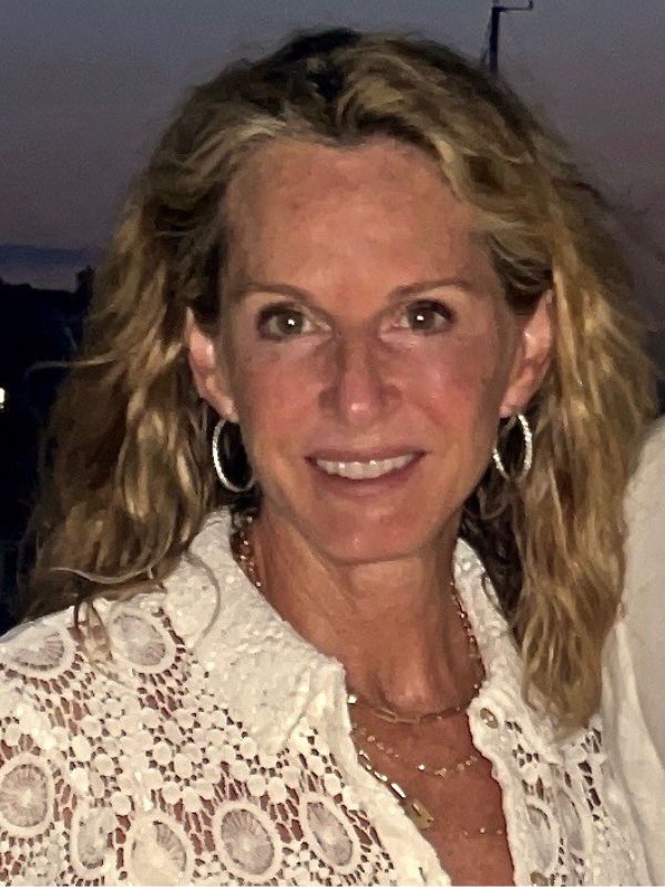 Michele Wolfram headshot