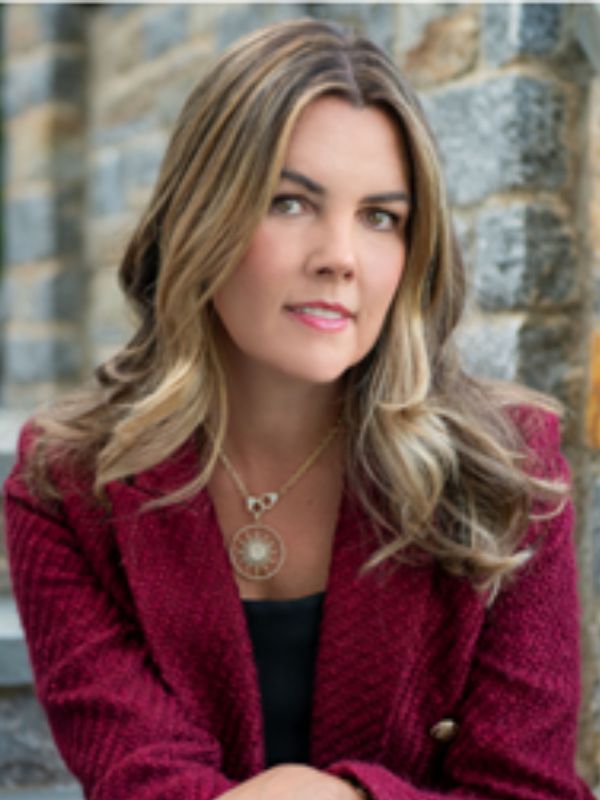 sophie bosch headshot