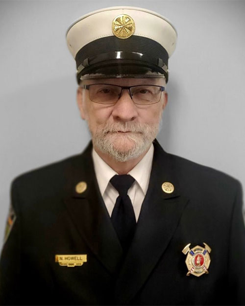 Chief Niles Howell headshot