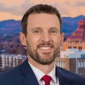 Jason Boyer headshot