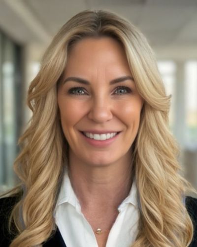 headshot of michelle demeyer