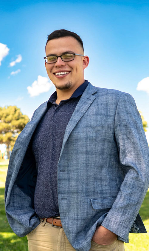 Ryan Ortiz headshot.