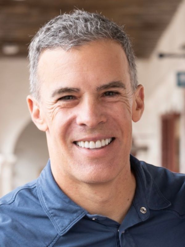 Aaron Bright, M.D. headshot