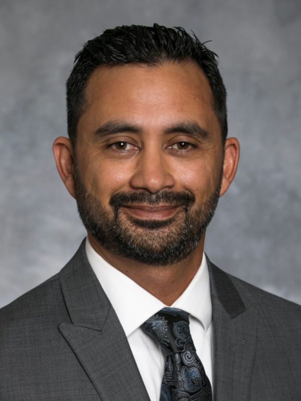 Javier Gonzalez headshot