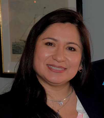 Mariana Elguera headshot.
