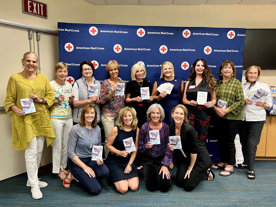 Southern California tiffany circle members posing with cards