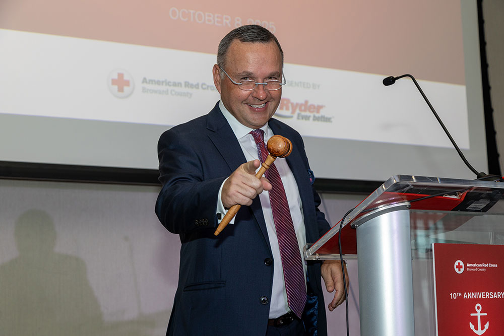 Auctioneer Christopher Marchand