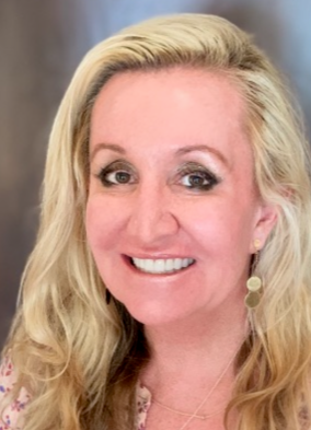 headshot of Debbie Banks Snyder