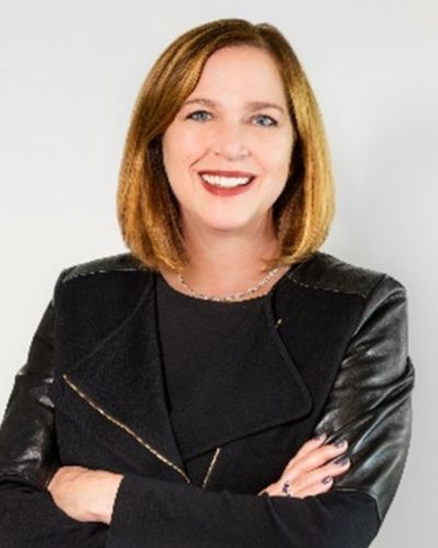 jennifer scanlon headshot.