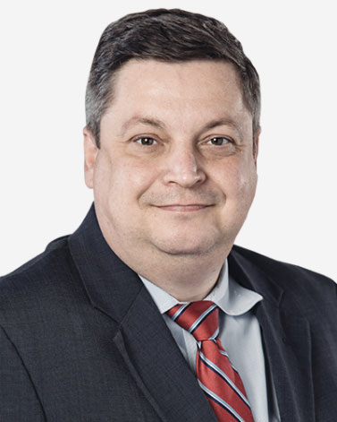 James Stolz headshot.