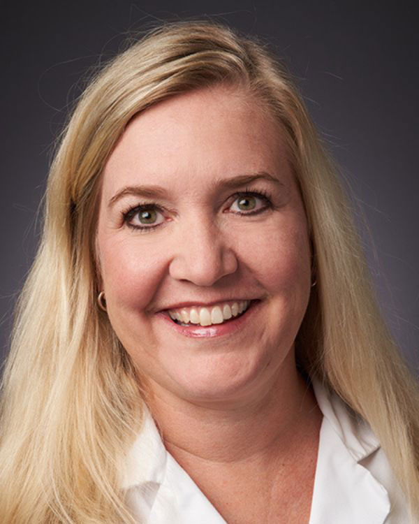 Katie Thomas headshot.