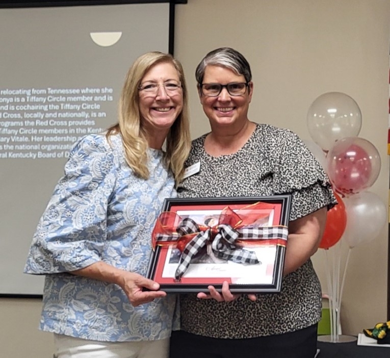Tonya Roth recieving an award.