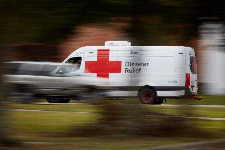 Image of red cross emergency response vehicle 