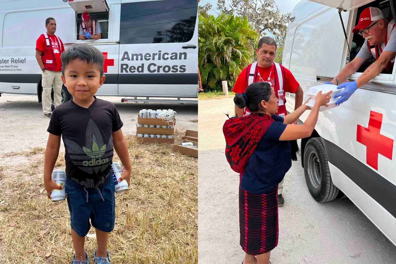 Darvin, el hijo de Morales, ayuda a su madre a traer el agua mientras ella les lleva la comida