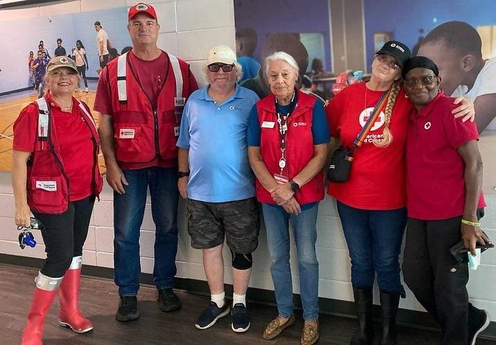 Volunteer shelter workers for Helene